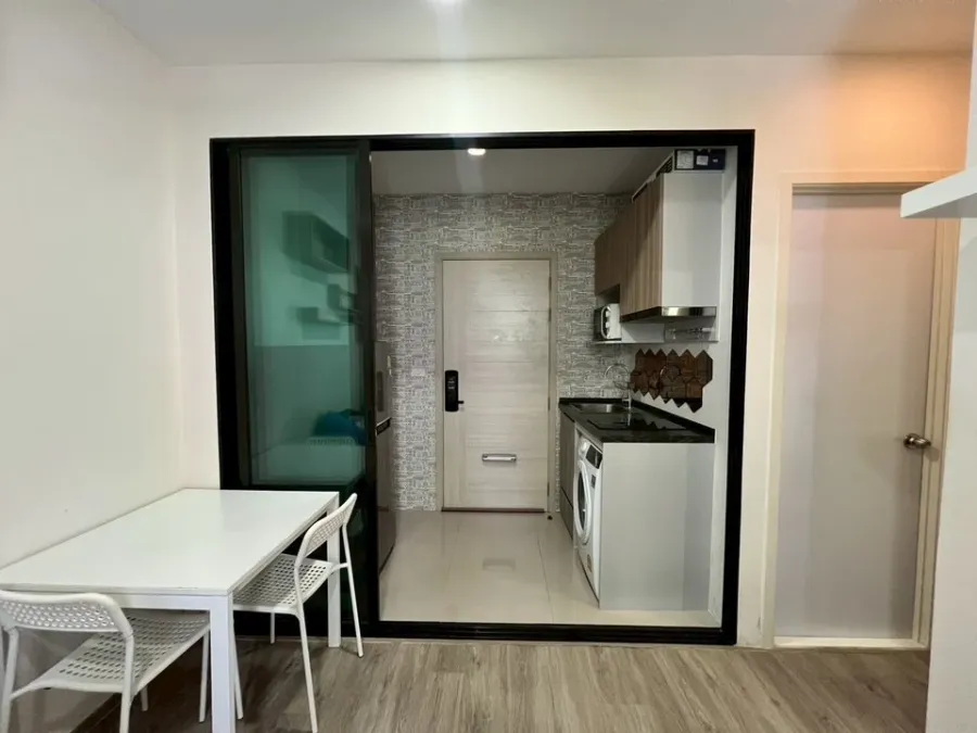 For rent: Brompton Pet Friendly Sukhumvit 107, fully furnished, ready to move in, no need to buy anything more. Dogs and cats are very welcome.