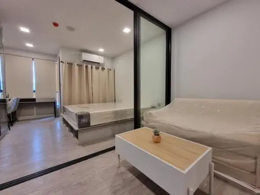 For rent Kave Ava, 8th floor, swimming pool view. Comes with complete decoration. If interested, reserve now. Don't wait.