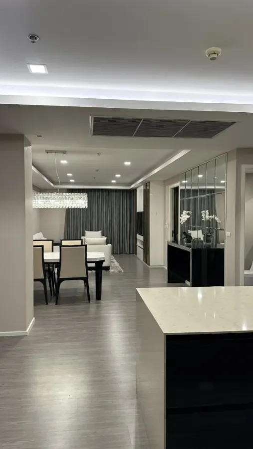 ให้เช่า Nusasiri grand ตกแต่งอย่างดี เรียบหรูดูแพงมาก พื้นที่ใช้สอยเหลือๆเลย จองด่วนก่อนพลาด