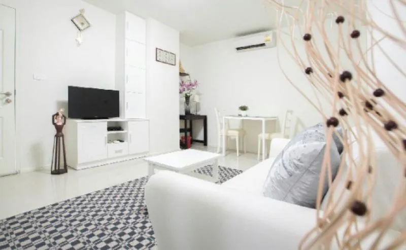 ด่วน!! ขาย/เช่า Kensington Condominium 2 ห้องนอน พื้นที่กว้าง เฟอร์ครบ พร้อมอยู่ อย่ารอช้า!!