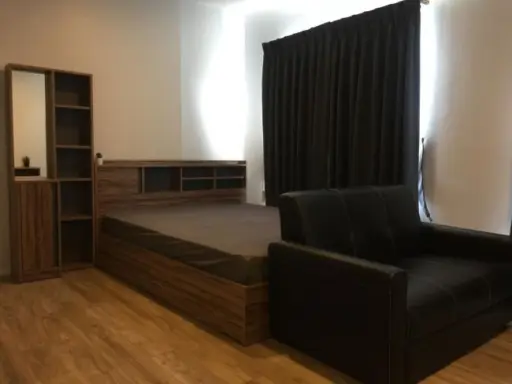 ขาย ISSI condo สุขสวัสดิ์ ตกแต่งครบชุด เฟอร์+เครื่องใช้ไฟฟ้าพร้อม คุ้มค่า จองเลยจ้า