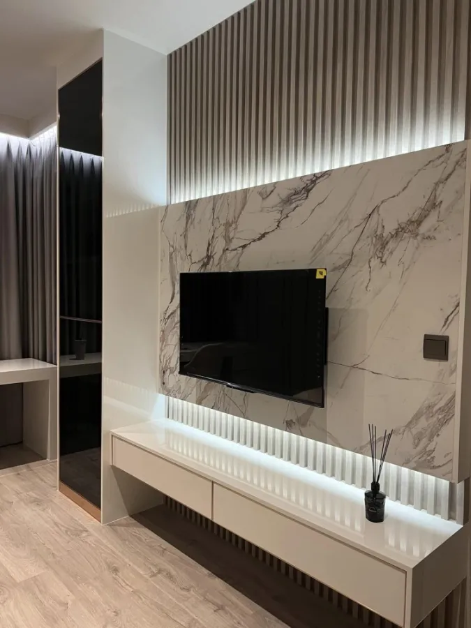 Condo for rent, Rhythm Ekkamai Estate, decorated with built-in marble patterns, 12th floor, city view, just bring your bags and move in.