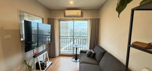 ขาย ให้เช่า Lumpini Place Taopoon - Interchange 1 ห้องนอน 1 ห้องน้ำ พื้นที่ใช้สอยเยอะ มาพร้อมโซฟาตัวใหญ่น่านั่ง จองเลย images