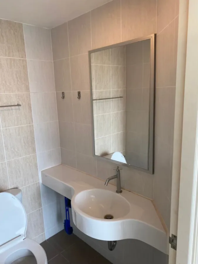 For rent: Lumpini Ville Sukhumvit 77-2 bedrooms with beautiful wallpaper and complete furniture. Reserve now!