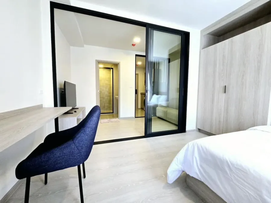 For rent: Dcondo Shine Rangsit, well-separated rooms, great price, hurry and book before you miss your chance.