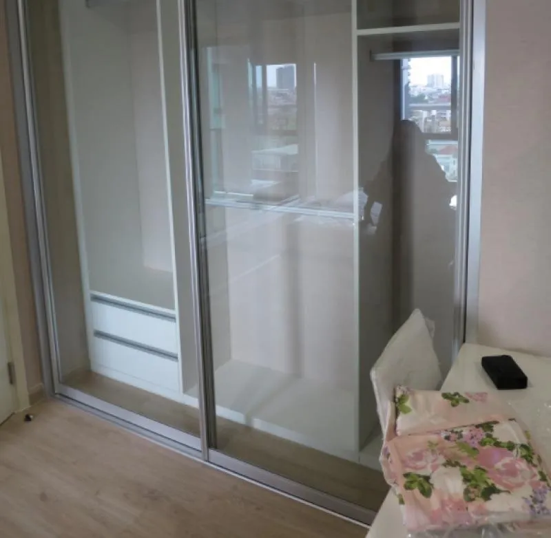 For rent, The Parkland Petchkasem-Thapra, super new room, 12th floor, pool view, good position, how can you not rent it?