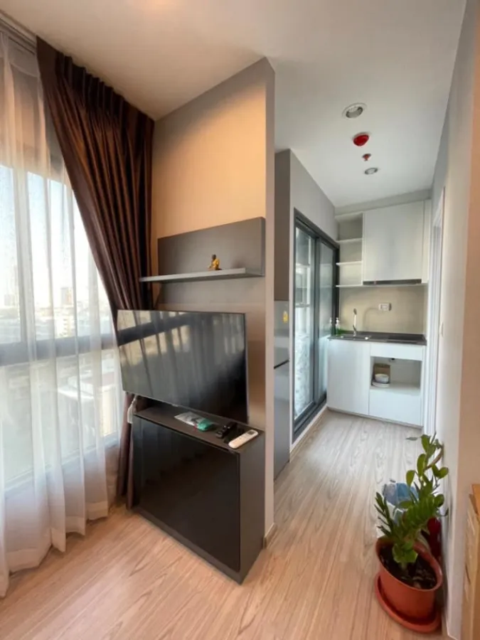 Condo for rent, The Tree Huamark, new room, good location, convenient transportation, ready to move in, near the mall, don't wait!!