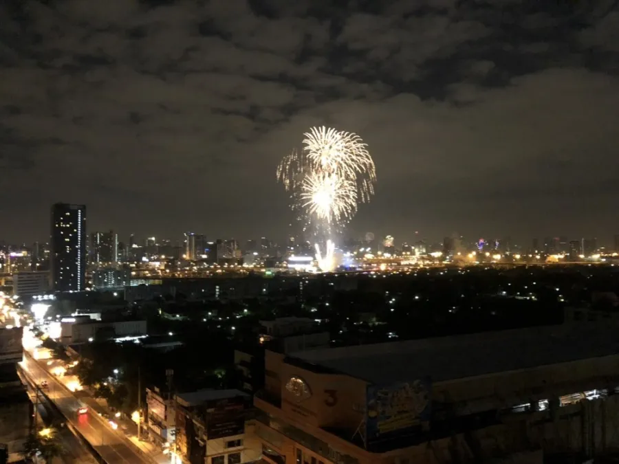 For sale: Supalai City Resort Ramkhamhaeng, corner room, spacious, facing the city, beautiful view, don't miss it.