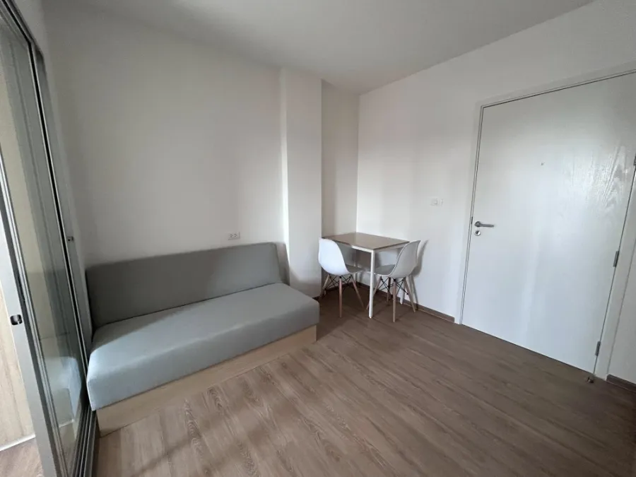 Condo for rent, Sena Kith Bangna - KM.29. Ready to move in, fully furnished with appliances. Affordable price. You won't want to miss this!