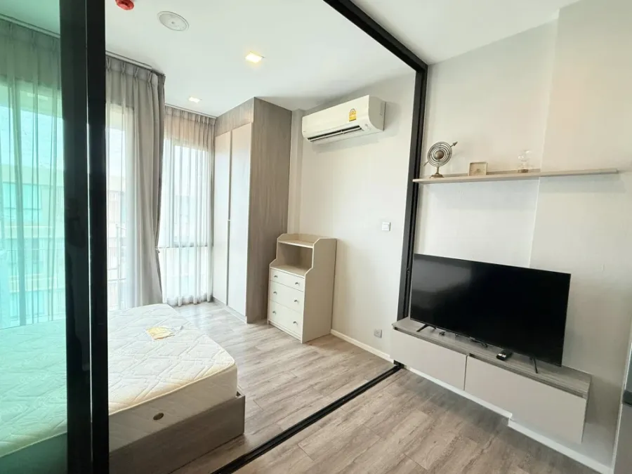 ให้เช่า คอนโด Brown Condo รัชดา32 ห้องน่าอยู่ ติดวอลเปเปอร์อย่างดี ราคากันเอง จองเลย