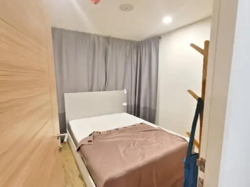 Sale / Rent Condo H2 Glow, clean room, beautiful furniture, very nice, great location, near the mall. Hurry up to reserve. images