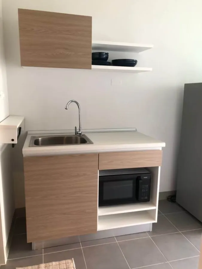 For rent: The Kith Lite Bangkadi-Tiwanon. Complete electrical appliances Fully furnished The view is open and comfortable. Don't miss it.