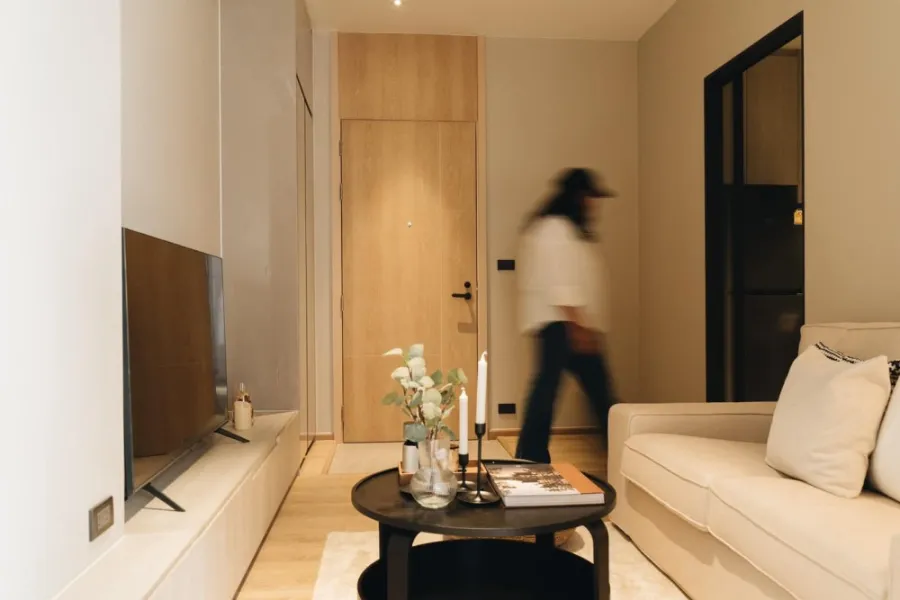 ให้เช่า The fine bangkok thonglor - ekamai เฟอร์นิเจอร์ครบ พร้อมเข้าอยู่ได้เลย บ่ายไม่ร้อน จองเลย