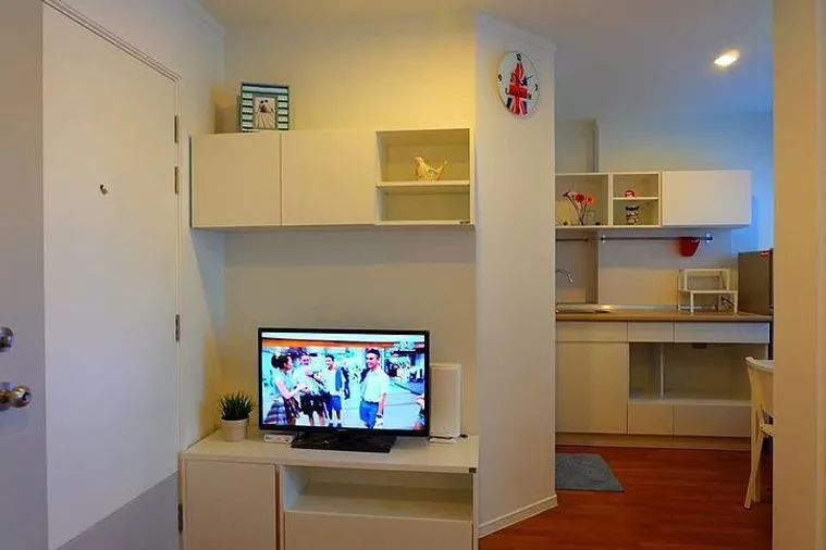 For rent: Lumpini Park Rama 9-Ratchada, 21st floor, extremely beautiful view, with simple, livable decoration. Book now.