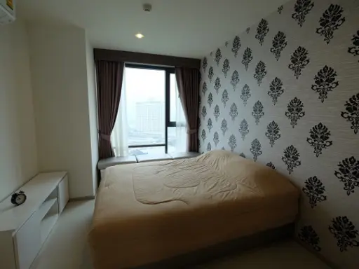 For rent Rhythm Sukhumvit 42, next to BTS, convenient transportation, fully furnished, don't wait.