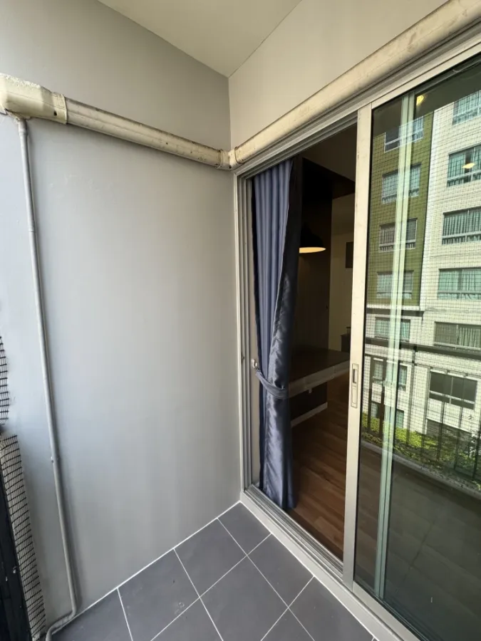 Urgent sale!! V Condo Lat Krabang, 3rd floor, Building B1, nice room, good price, ready to move in, don't miss it!!