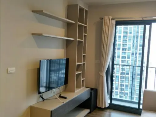 Condo for sale, Onyx Phaholyothin, 19th floor, North Chatuchak view, furnished room, ready to move in. If interested, hurry up.