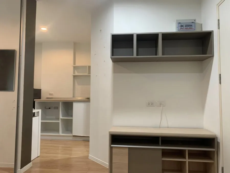 Condo for sale Lumpini Ville On Nut 46, room ready to move in. Separated into sections. Good price. If interested, hurry and buy.