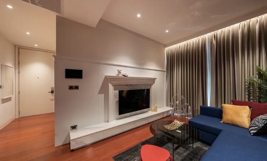 For rent: Khun by Yoo, 9th floor. Beautiful, fully furnished unit. Book now! Don't miss out!