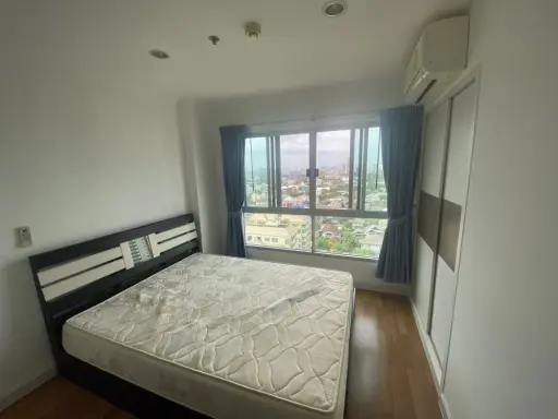 For rent: Lumpini Place Ratchayothin, nice room, good location, fully furnished, view of Chang Building, don't miss it.