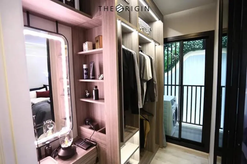 ขายดาวน์ The Origin Phahol Saphanmai ชั้น 3 วิวสระ ทำเลดี (ของแถมเพียบ) รีบเลย!!