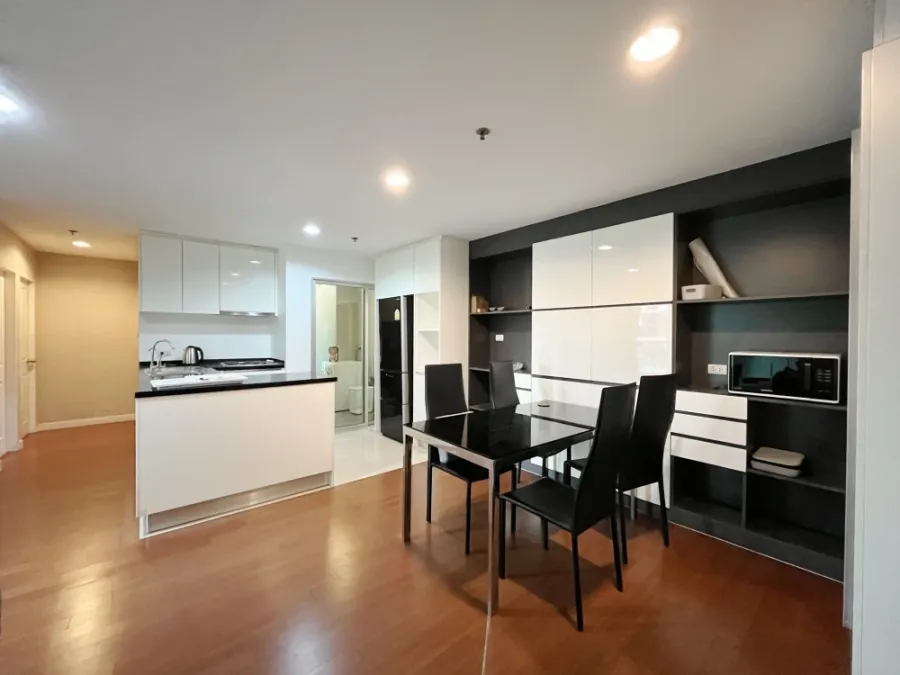 Belle Grand Rama 9 condo for sale. Ready to move in, fully furnished. Spacious room. Book now!