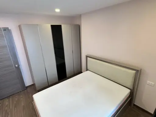 For rent: Artisan Ratchada, a lovely, fully furnished, spacious high-floor unit. Book now!