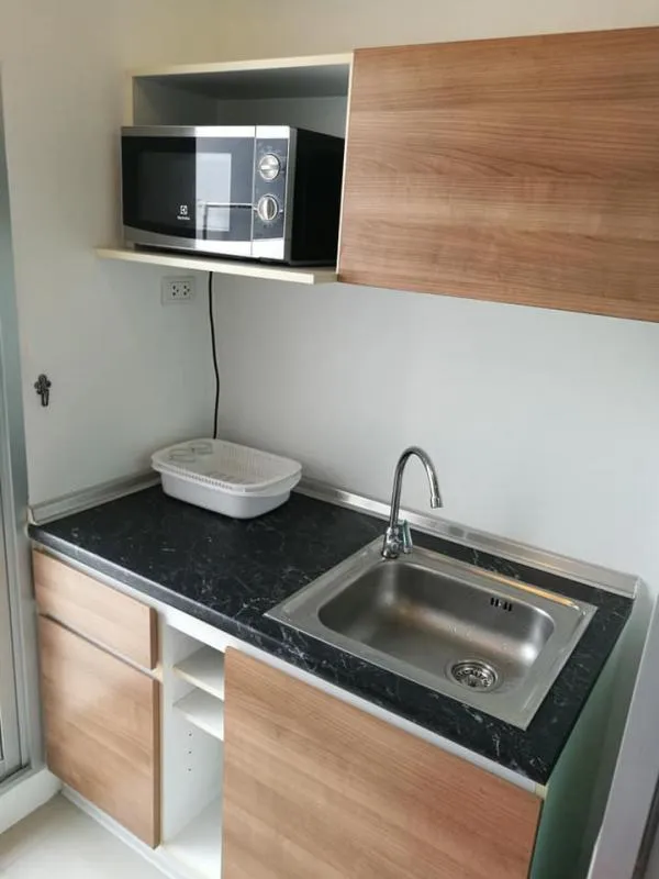 For Rent The Viva Condo Phetkasem 68 ชั้น6 ตกแต่งพร้อม มีมุมนั่งเล่นสบายๆ โซฟานุ่มๆ พร้อมเข้าอยู่