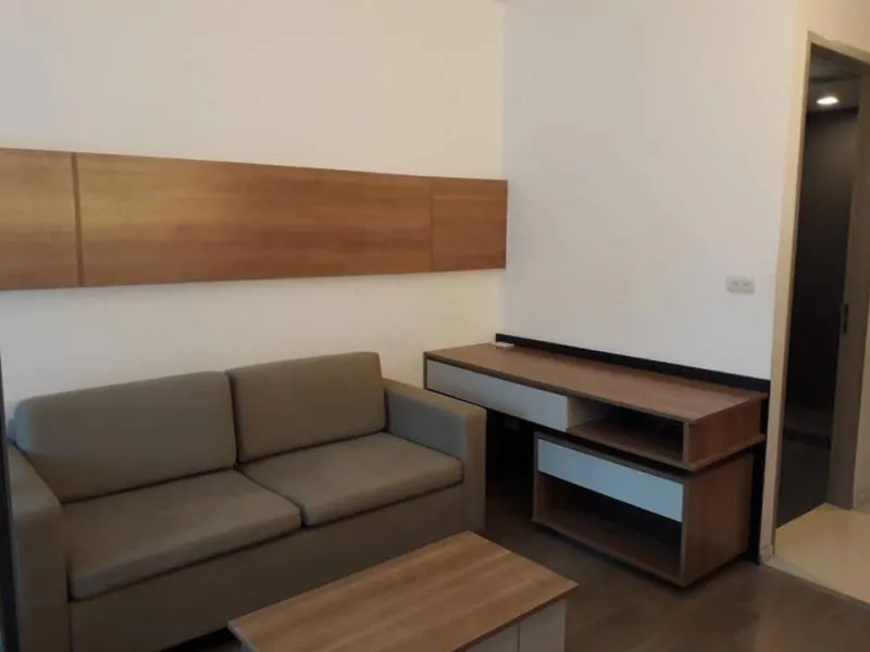 Condo for rent / sale, Trapezo Sukhumvit 16, beautiful room, fully furnished Central well Ready to own