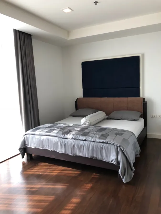 ให้เช่า Nusasiri Grand Condo หองใหญ่อยู่สบาย มาพร้อมพื้นที่ใช้สอยจุใจ ลากกระเป๋าเข้าอยู่ได้เลย