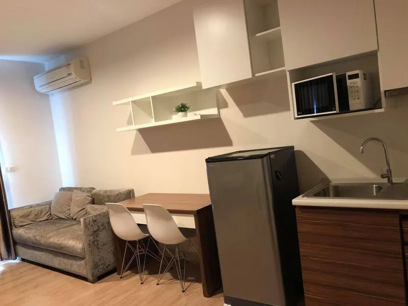 ให้เช่า The Capital Rajprarob-Vipha ห้องสวยใหม่สุดๆ 1นอน เฟอร์built-in ภายในเงียบสงบ จองเลย !
