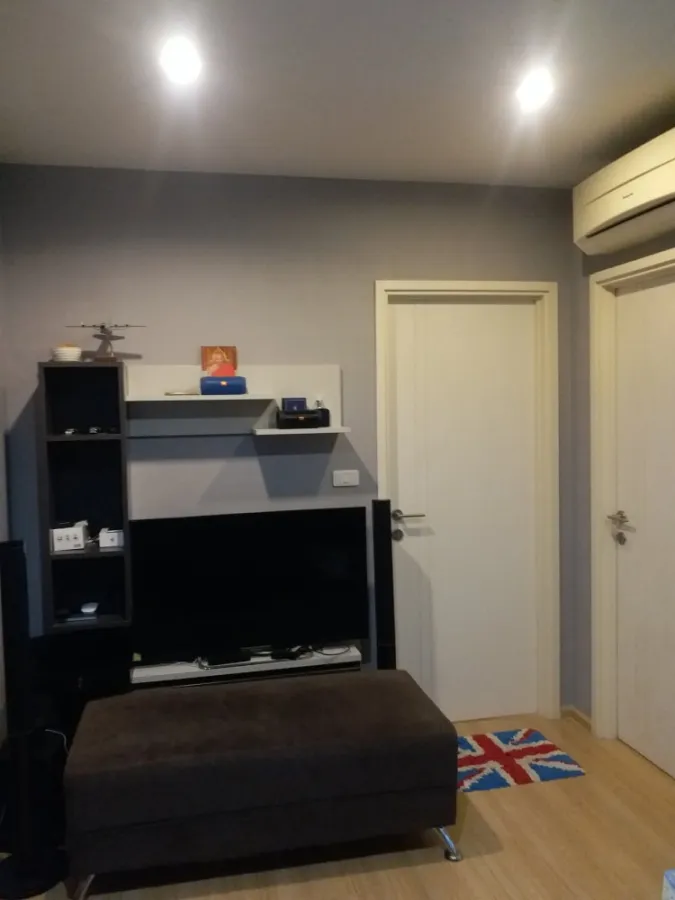 Sale The Base Chaengwattana, separate room Fully furnished, furnished and ready to move in Book and you won't be disappointed.