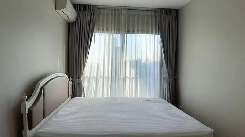 Condo for rent, Let Dwell Sukhumvit 26, built in, beautiful, fully furnished, drag your luggage to live.