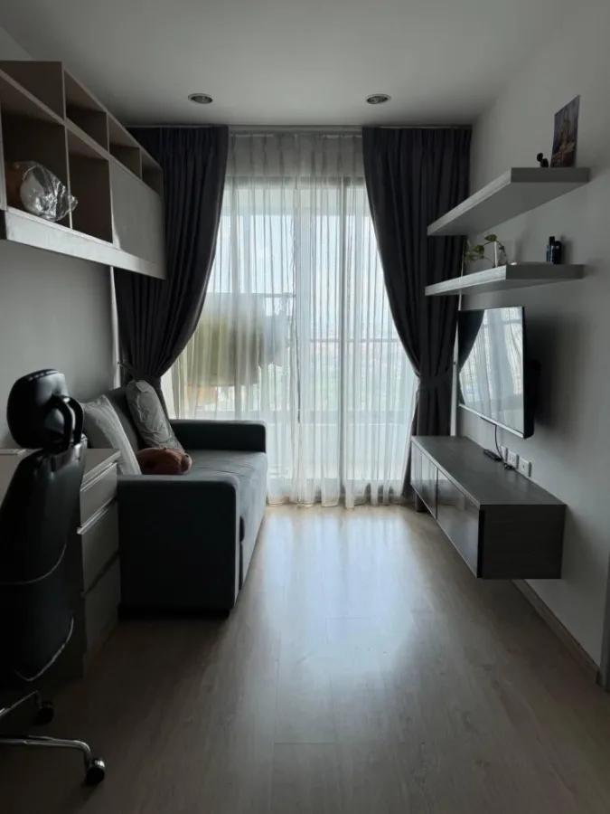 ขายคอนโด Ideo วุฒากาศ 1 ห้องนอน ชั้น 30 เนื้อที่ 30.5 ตร.ม. วิวสระน้ำ พร้อมอยู่ จองเลยจ้า