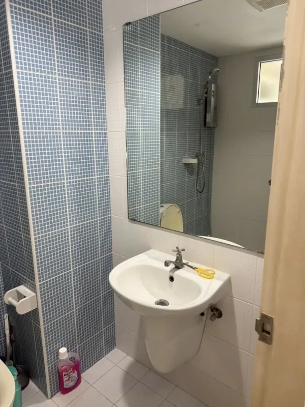 ขาย Double U Condo Phahol-Ladprao ห้องพร้อมอยู่ กว้างอยู่สบาย หิ้วกระเป๋ามาได้เลย++