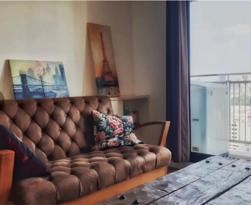 ** True Thonglor Condo ** Beautiful room, fully furnished, complete with full facilities. Hurry and rent urgently.