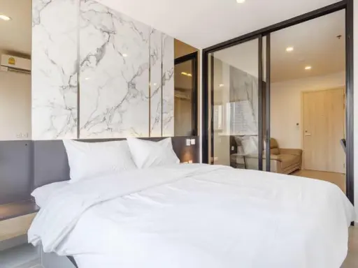 Condo for rent: Life Asoke 1 Bedroom Plus, dressing room, walk-in-closet. You must not miss it.