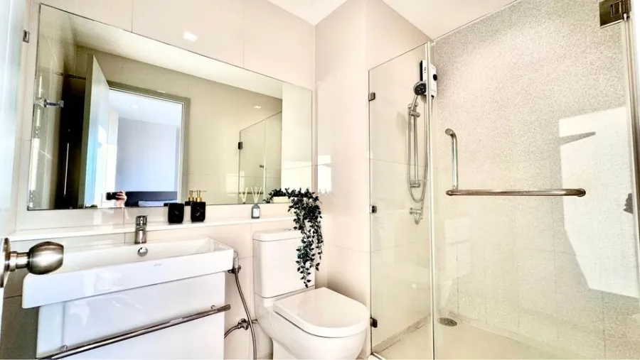 Condo for rent: Life Sukhumvit 62, spacious room. Simple and elegant decoration Get a really good view of the city like this. Don't miss it.