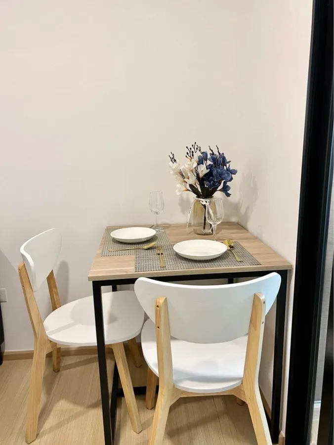Condo for rent, Chewathai Hallmark Lat Phrao Chokchai 4 Phase 2, decorated room, ready to move in. Affordable price. Hurry and reserve.