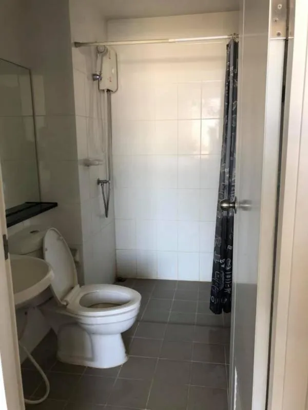Urgent..Hurry!!!!! Big room, big TV, size 1 bedroom, 1 bathroom, 26 sq m.