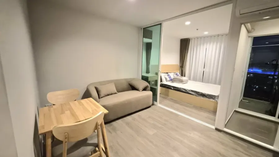 ให้เช่าคอนโด Regent Home Bangna ห้องพร้อมอยู่ กั้นแยกเป็นสัดส่วน แบ่งโซนชัดเจน ราคาคุ้ม มาจองเลย อย่ารอช้า