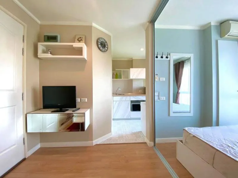 for rent/sale Condo for rent, Lumpini Ville Chaengwattana-Pak Kret. Near the Pink Line train, the most beautiful room, must arrange!