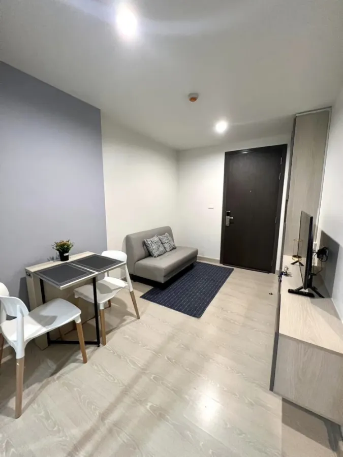 Condo for rent, Niche ID Sukhumvit 113, nice and affordable price. Complete in one place, don't miss it.