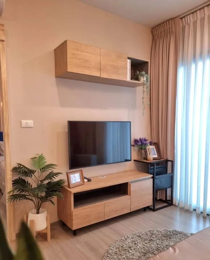 For rent: The Base Phetchaburi - Thonglor, decorated in a warm Muji style, comfortable to live in, balcony like a corner room, if you delay, you'll de