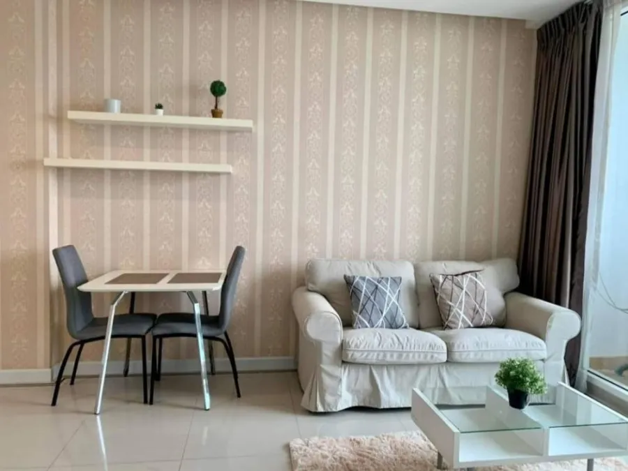 Condo for rent at T.C. Green, high floor, high view, fully furnished, ready to move in. You can't miss it. Hurry up to reserve.