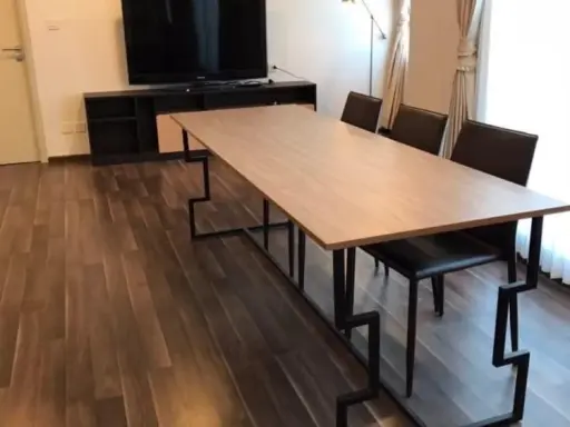 For sale: The Gallery Bearing, spacious room, 2 bedrooms, good view, no buildings blocking it, great price. If interested, hurry and reserve quickly.