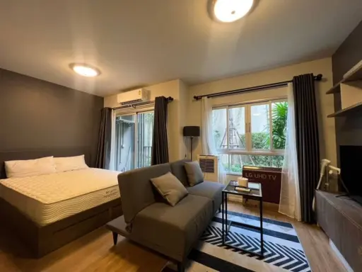 ขาย D​ Condo Bliss เฟอร์นิเจอร์​+เครื่องใช้ไฟฟ้าครบครัน​ วิวสวน พร้อมเข้าอยู่ จองเลย