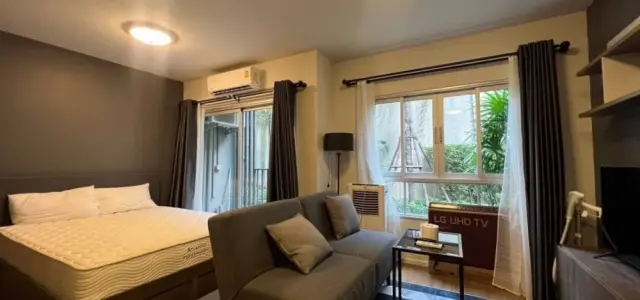 ขาย D​ Condo Bliss เฟอร์นิเจอร์​+เครื่องใช้ไฟฟ้าครบครัน​ วิวสวน พร้อมเข้าอยู่ จองเลย images