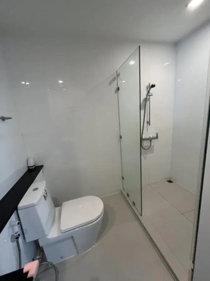 For sale: The Coast Bangkok Sukhumvit-Bangna, Building B, 14th floor, spacious room, fully furnished, nice to live in. Book now.