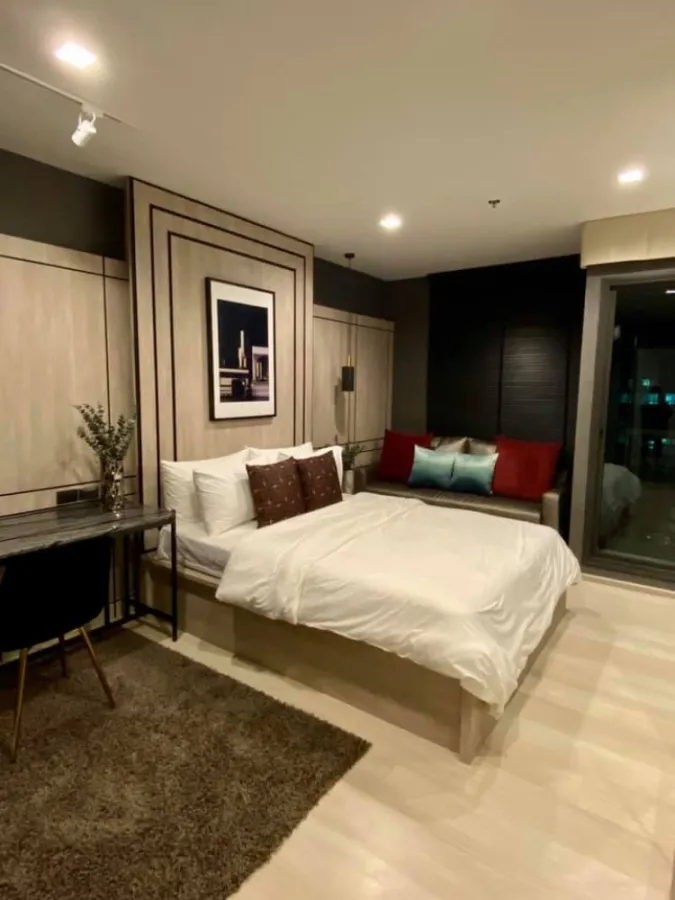 Condo for rent Life One Wireless, beautiful room, fully furnished first come first